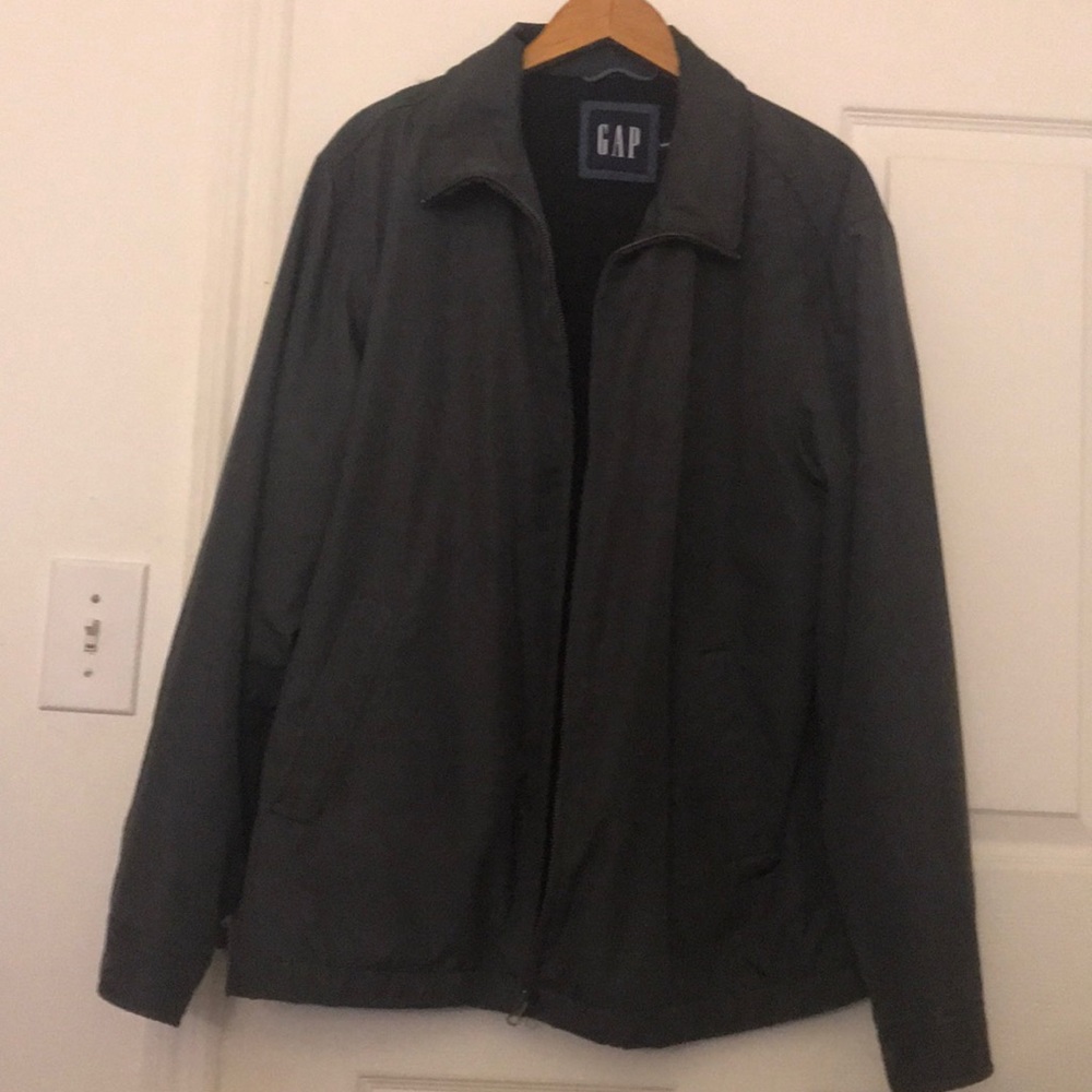 Gray gap light jacket